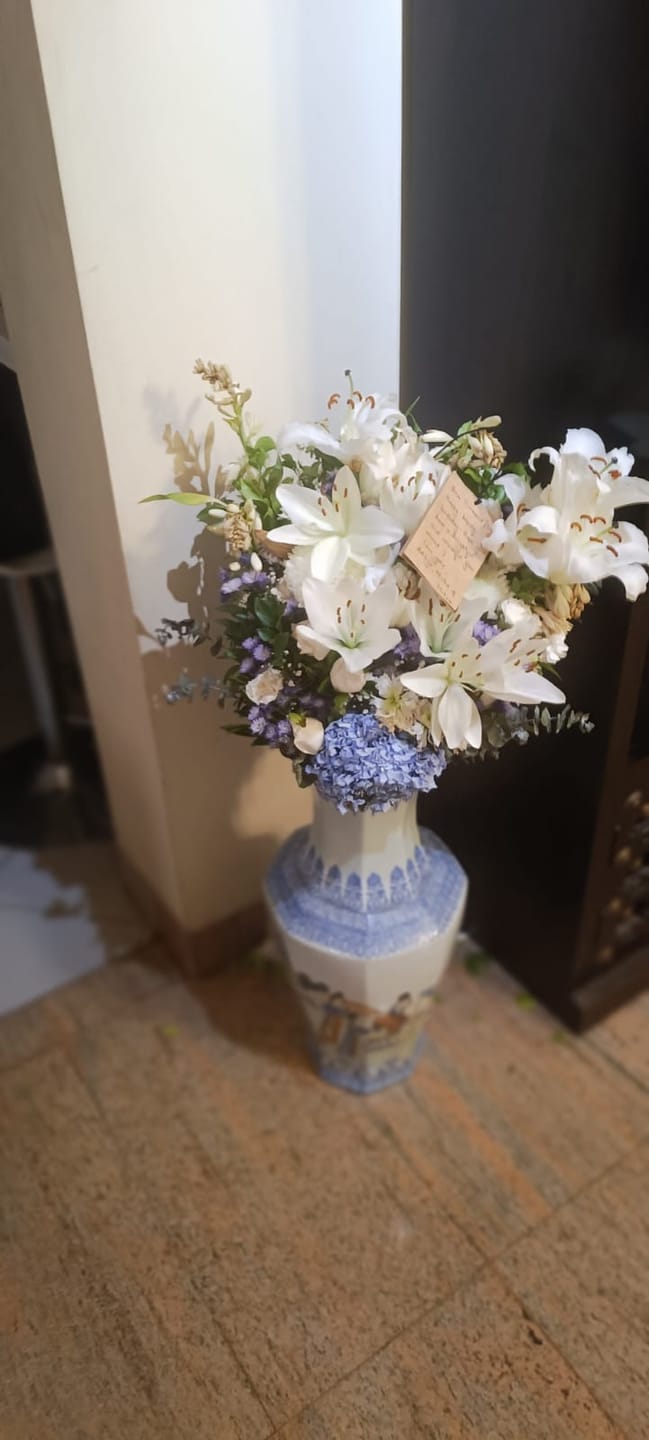 Customer photo review of Blue Gardenia
