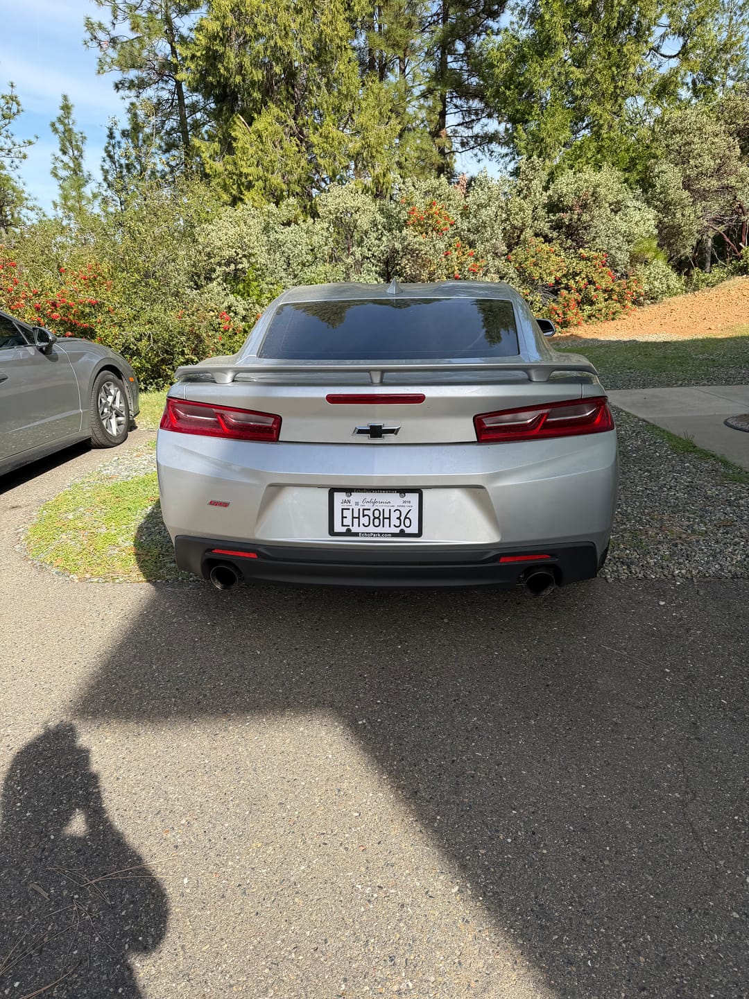 Customer photo review of 2016-2025 Chevy Camaro Evo Style Shark Fins Rear Diffuser Quad/Single Tips SS/RS/LT & ZL1 w/ Smoke Reflectors