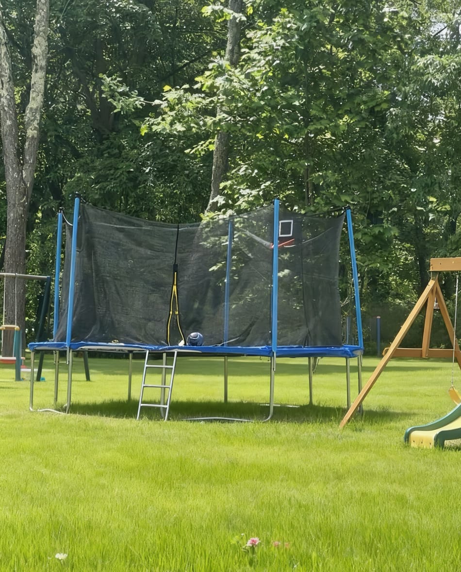 Customer photo review of 14FT Blue Soft Backboard Trampoline for Family with Safety Net&Ladder