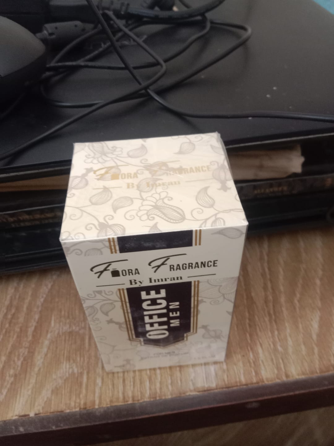 Customer photo review of OFFICE MEN