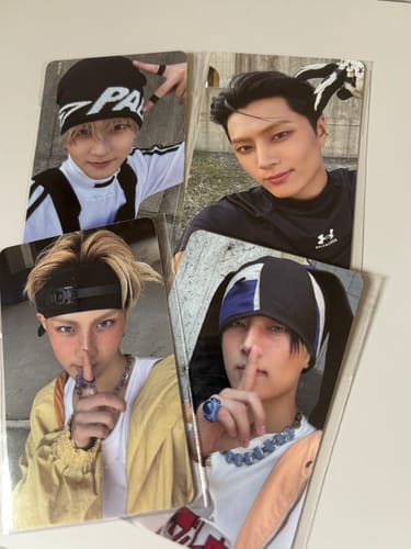 Customer photo review of Premium+ Photocard Sleeves - Outer - Clear