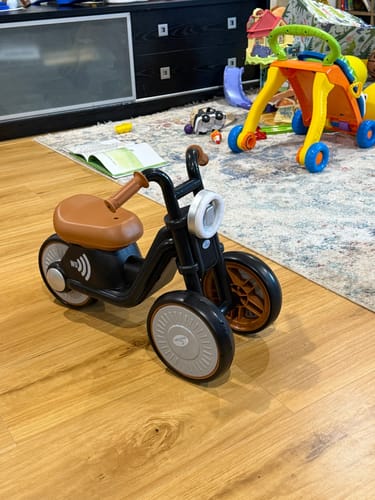 Customer photo review of Baby Balance Bike - Gear Force U8