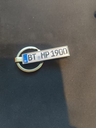 Customer photo review of Kennzeichen Schlüsselanhänger Mini Nummernschild Metall