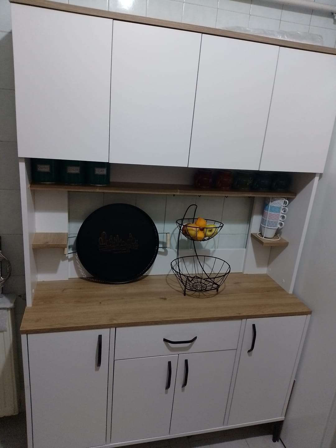 Customer photo review of Rani JE177 Çok Amaçlı Dolap 8 Kapaklı Raflı Kiler Mutfak Dolabı Sepet Ceviz - Beyaz