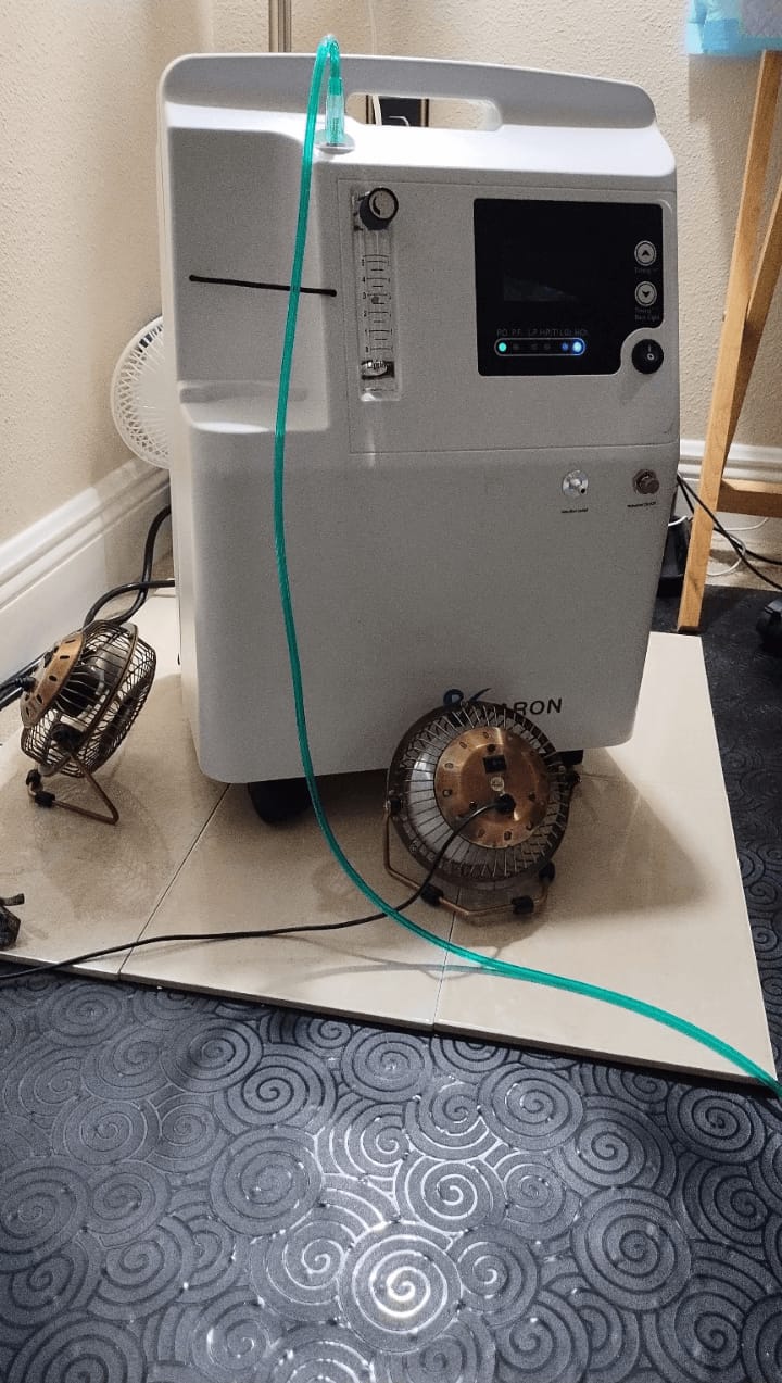 Customer photo review of VARON 5L Premium Home Oxygen Concentrator Serene 5