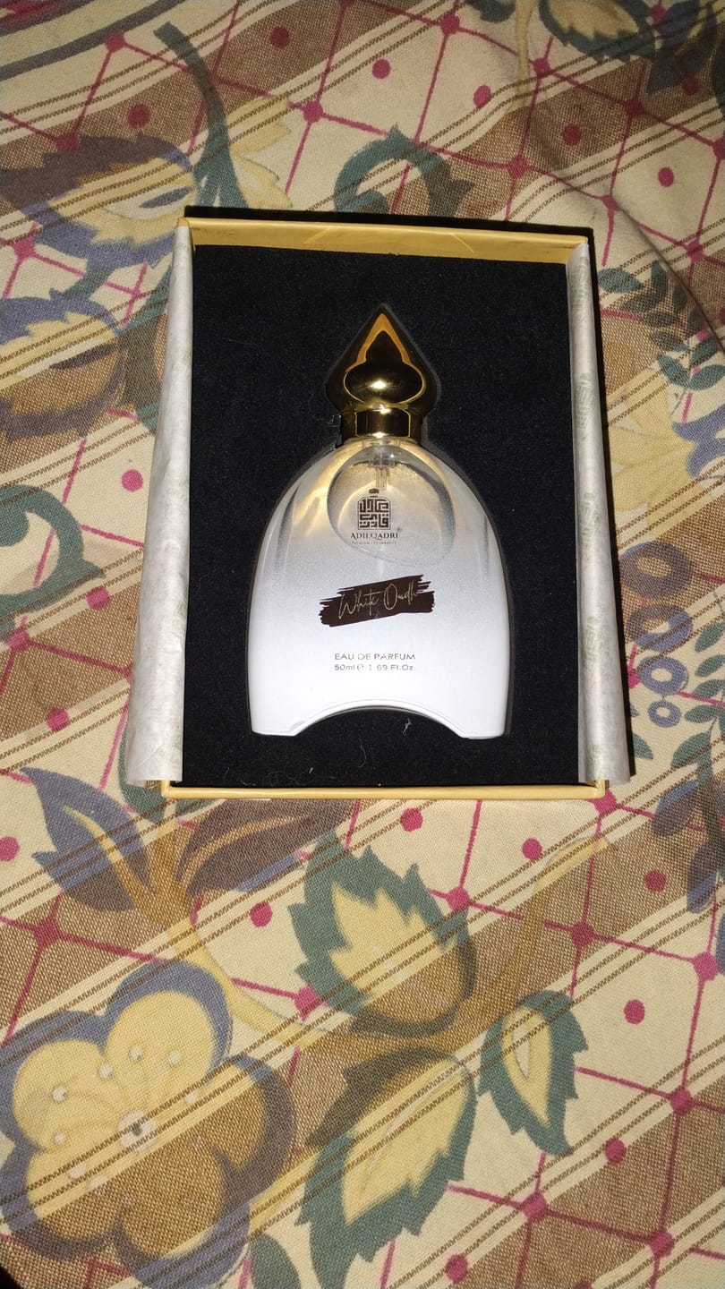 Customer photo review of White Oudh Perfume Spray