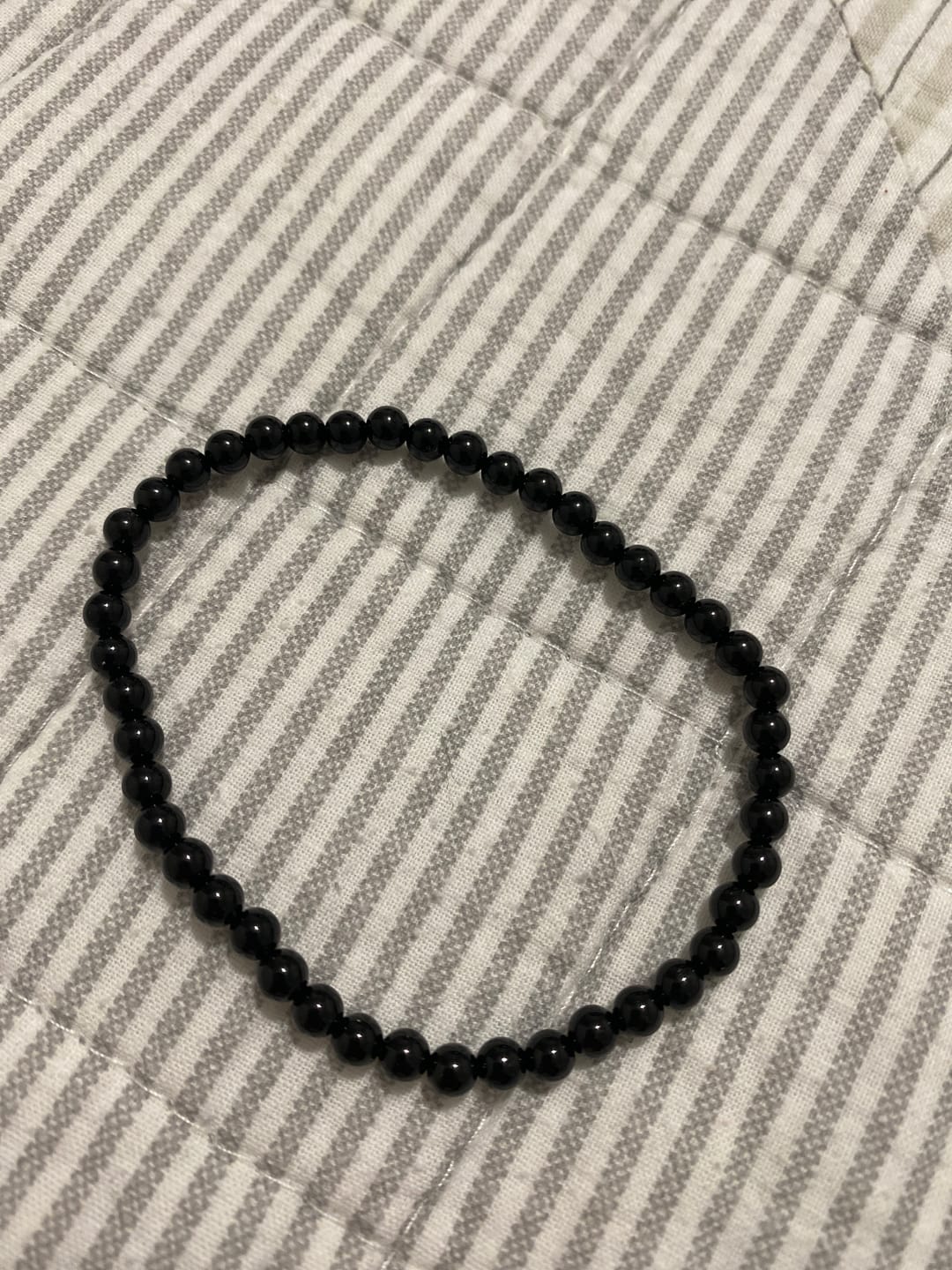 Customer photo review of Pulsera Turmalina negra | 4mm | Limpieza - Protección