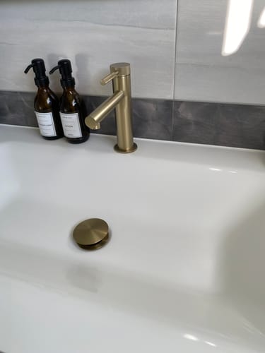 Customer photo review of Mitigeur de salle de bain or brossé