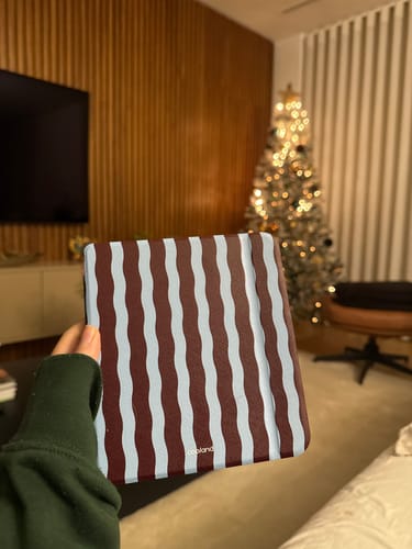 Customer photo review of Velvet Glam - Kobo/Kindle