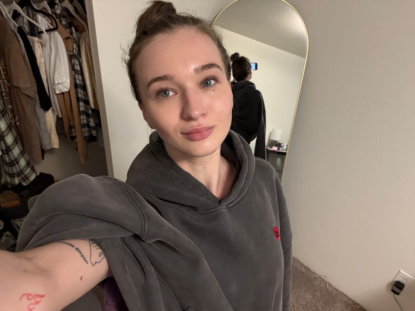 Customer photo review of Aelfric Eden Boxy Fit Distressed Washed Hoodie