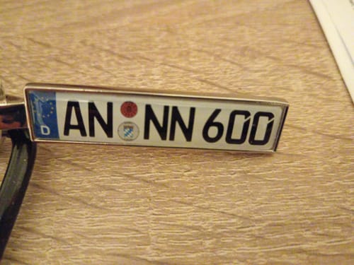 Customer photo review of Kennzeichen Schlüsselanhänger Mini Nummernschild Metall