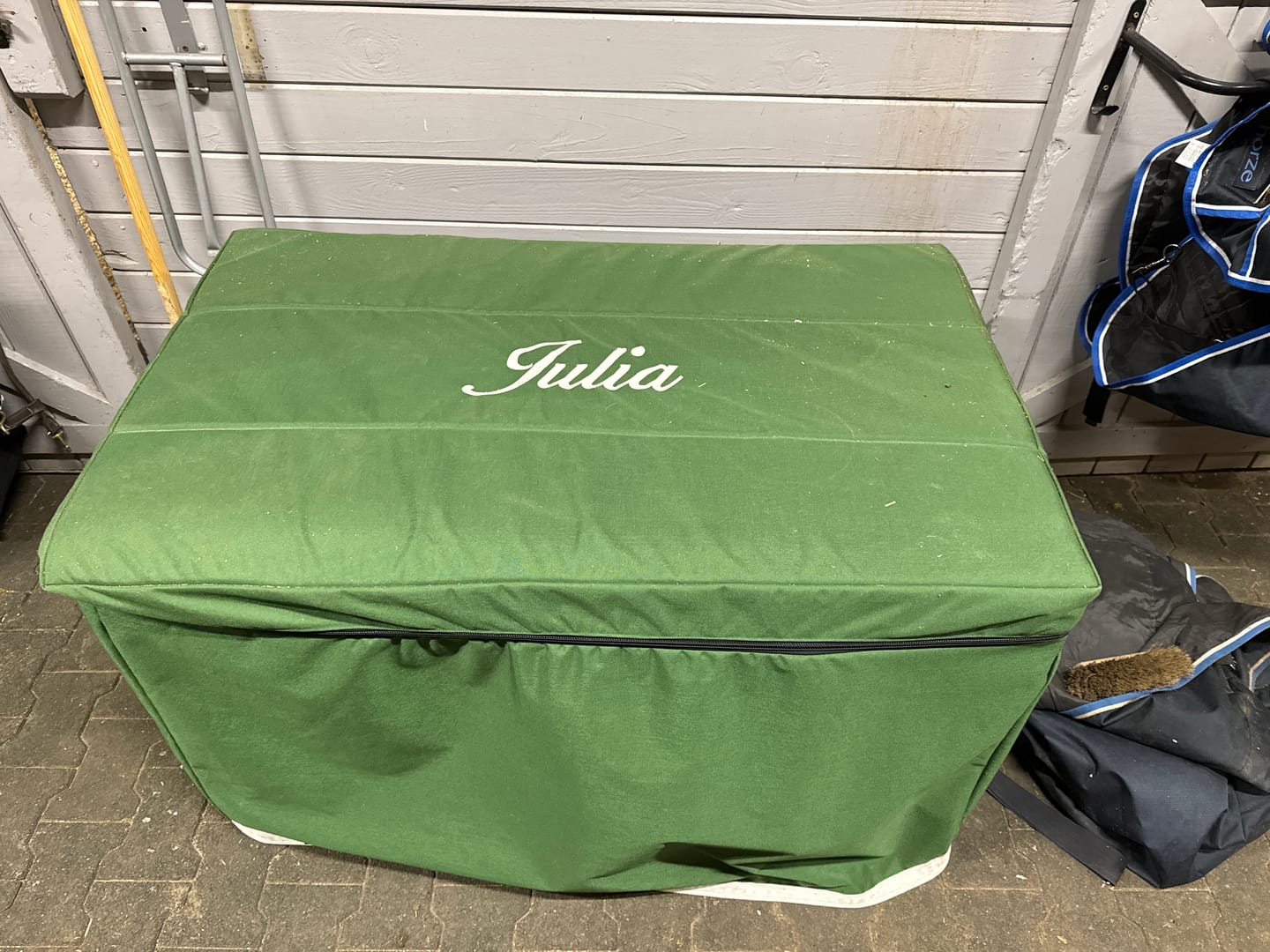 Customer photo review of Custom Tack Trunk Cover - For Any Standard Size Trunk