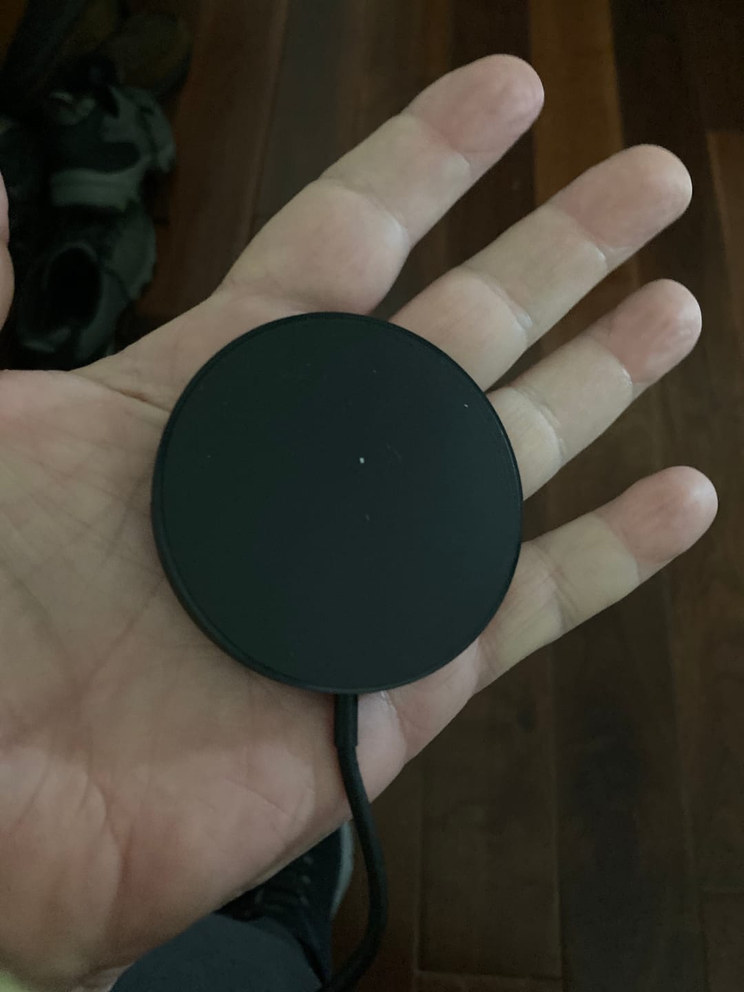 Customer photo review of Magnetic Wireless charger