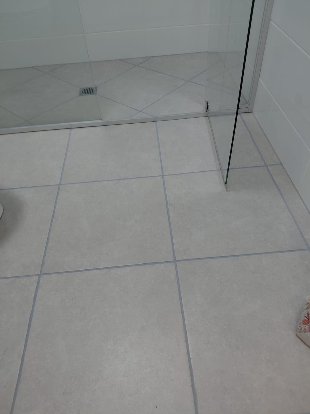 Customer photo review of GLASSGUARD® Tile & Grout Marker Pen