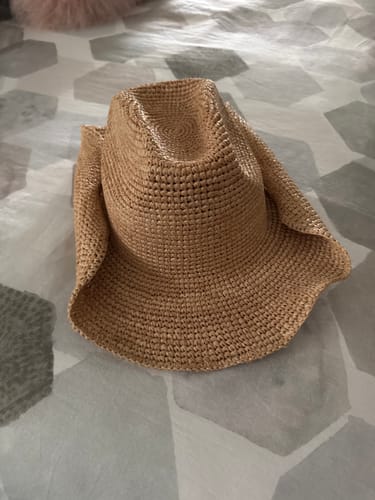 Customer photo review of Dakota Raffia Cowboy Hat