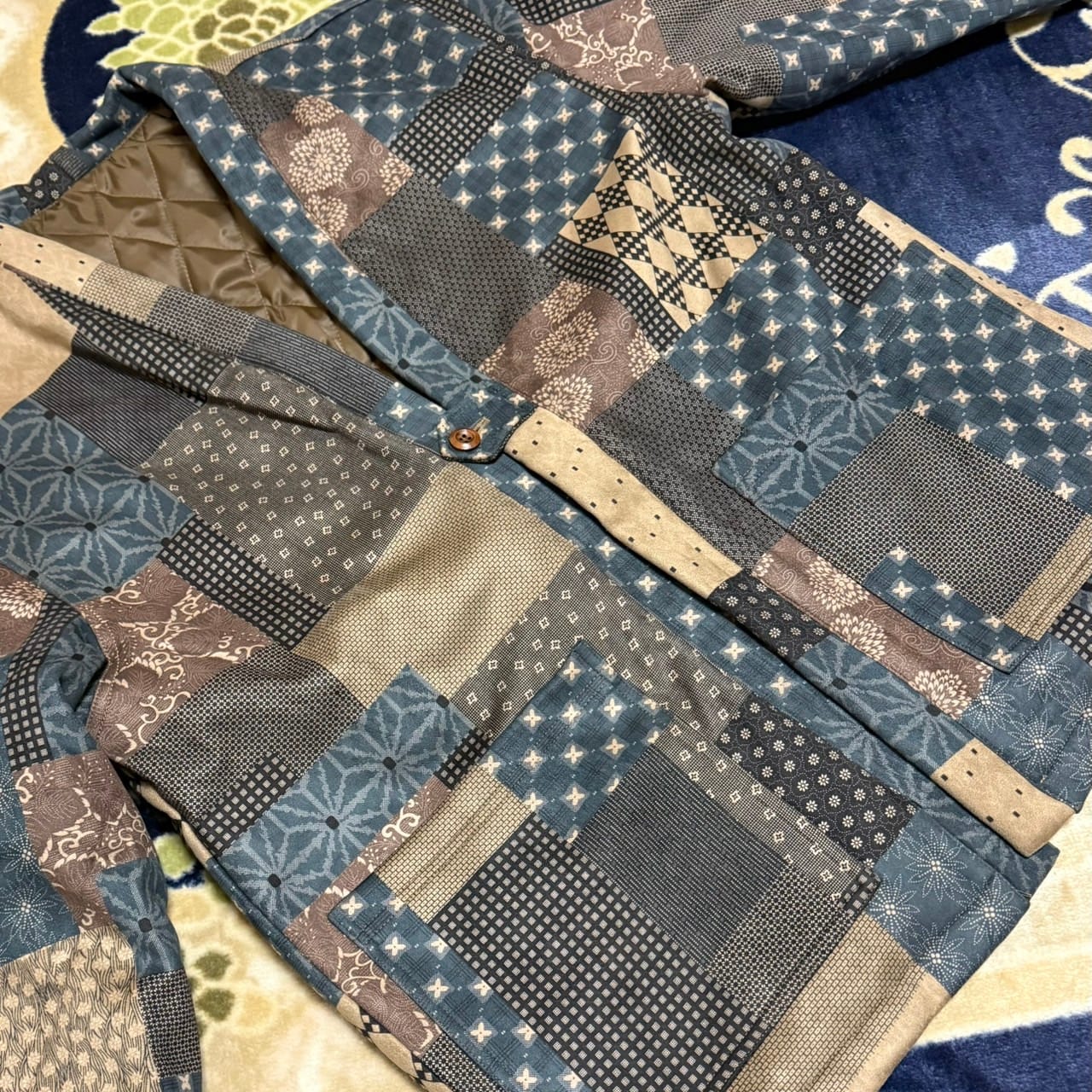 Customer photo review of 古布ボロパーチワーク風　裏キルト中綿入り半纏