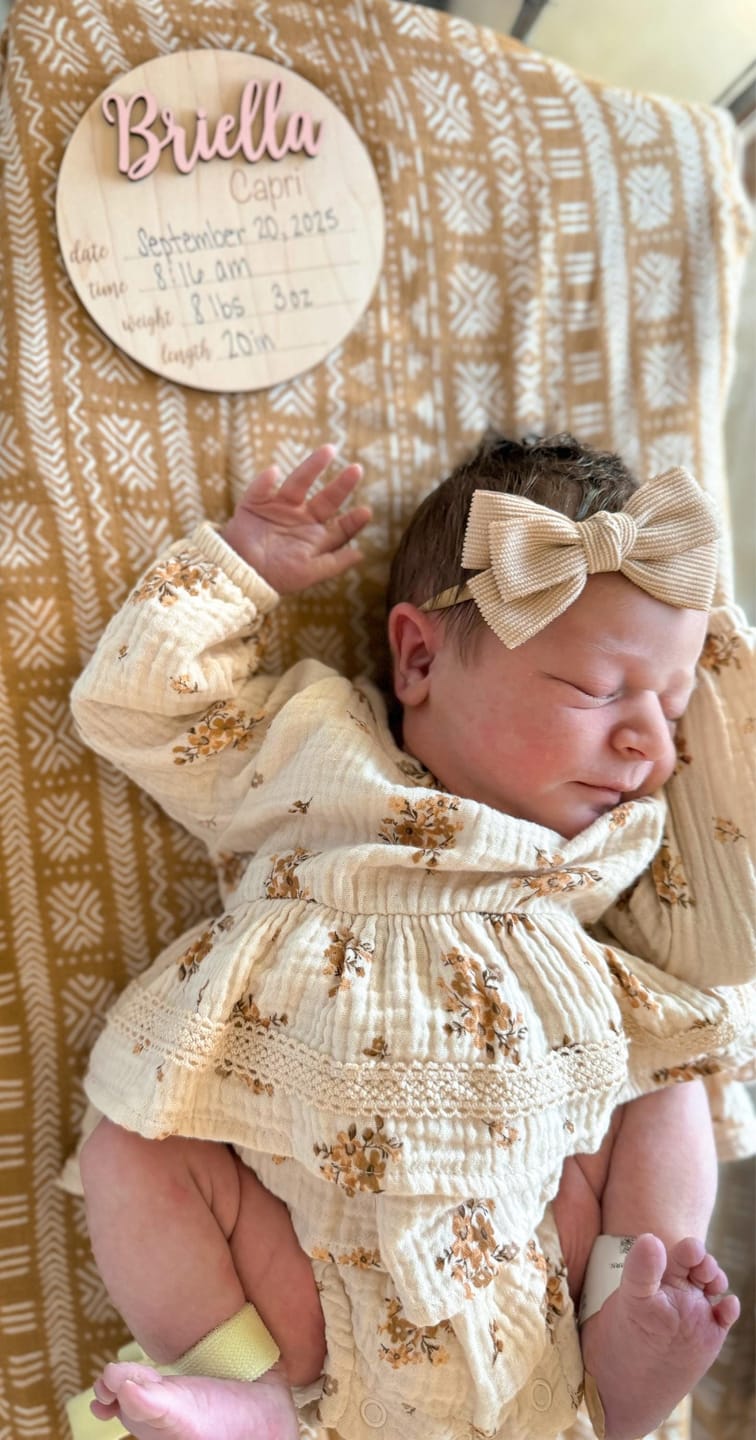 Customer photo review of Baby Name Announcement Sign with Stats