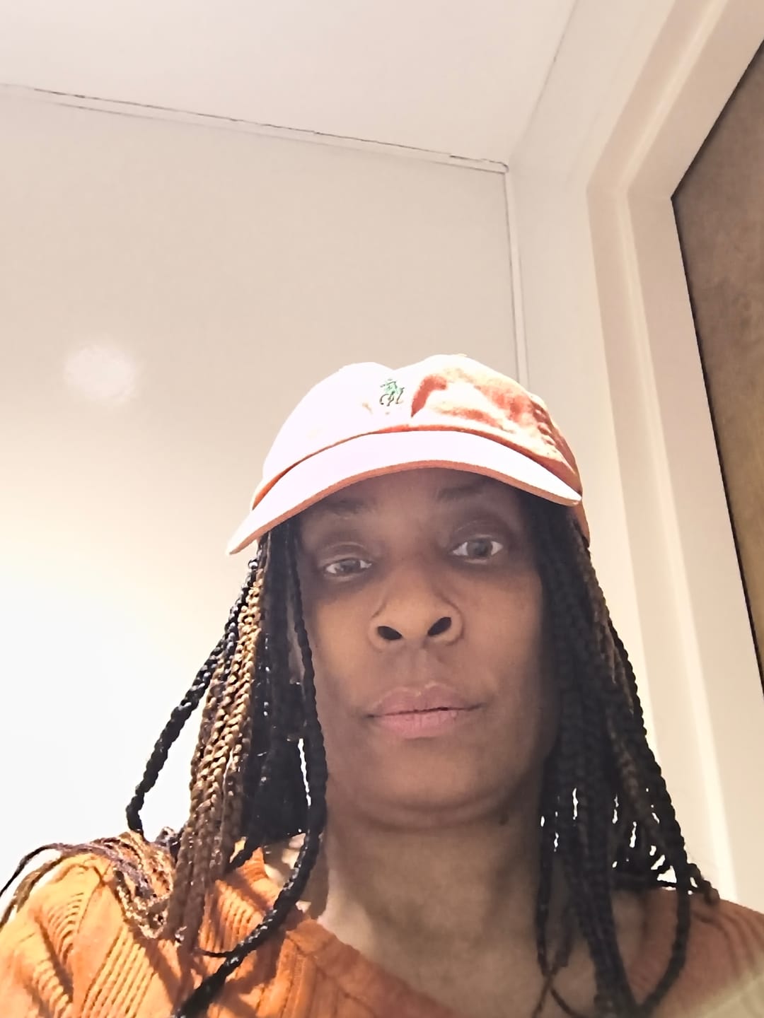Customer photo review of Hidrocor AVELA Brown Prescription Colored Contact Lenses