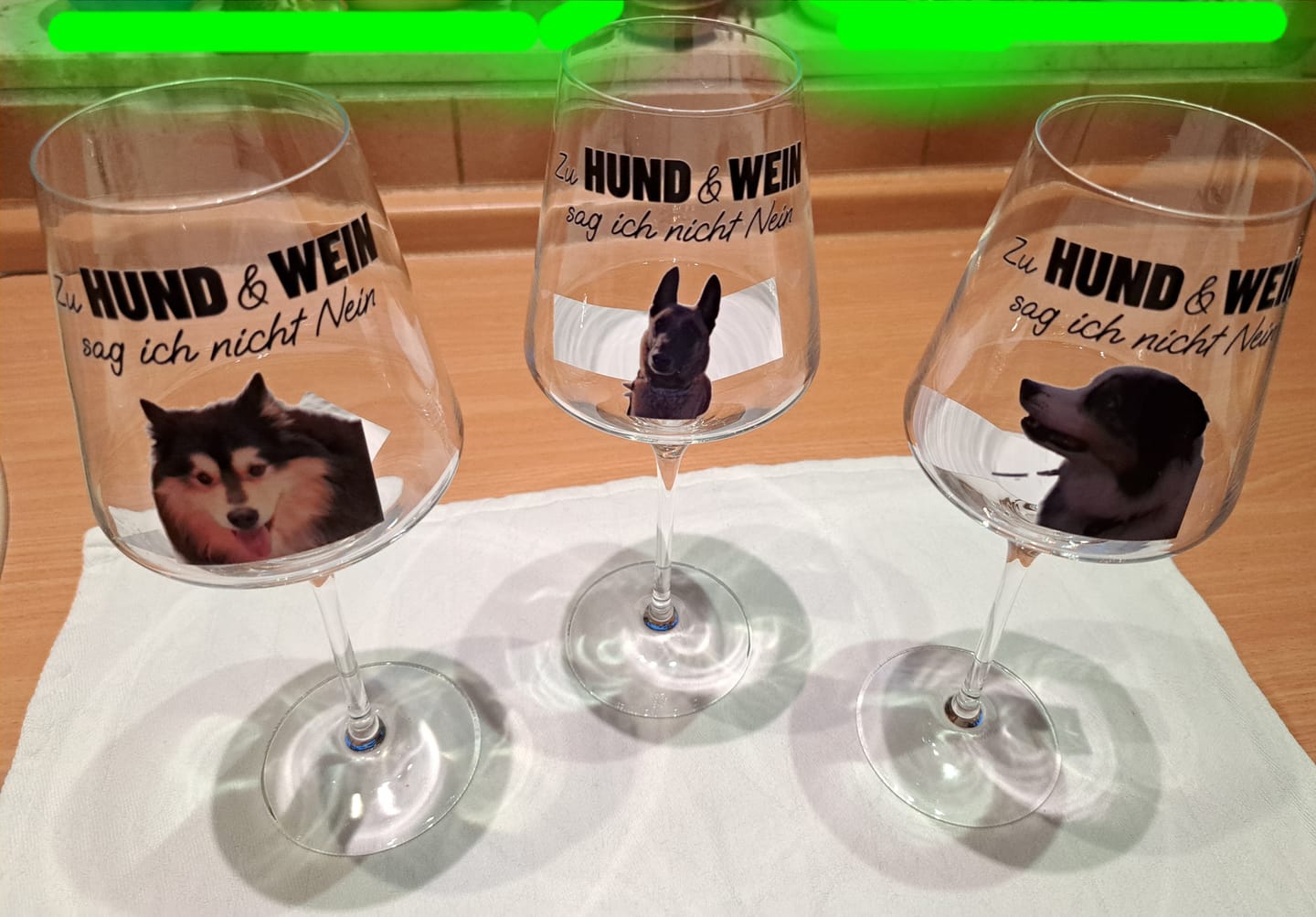 Customer photo review of Zu Hund und Wein sag ich nicht nein - Individuelles Weinglas