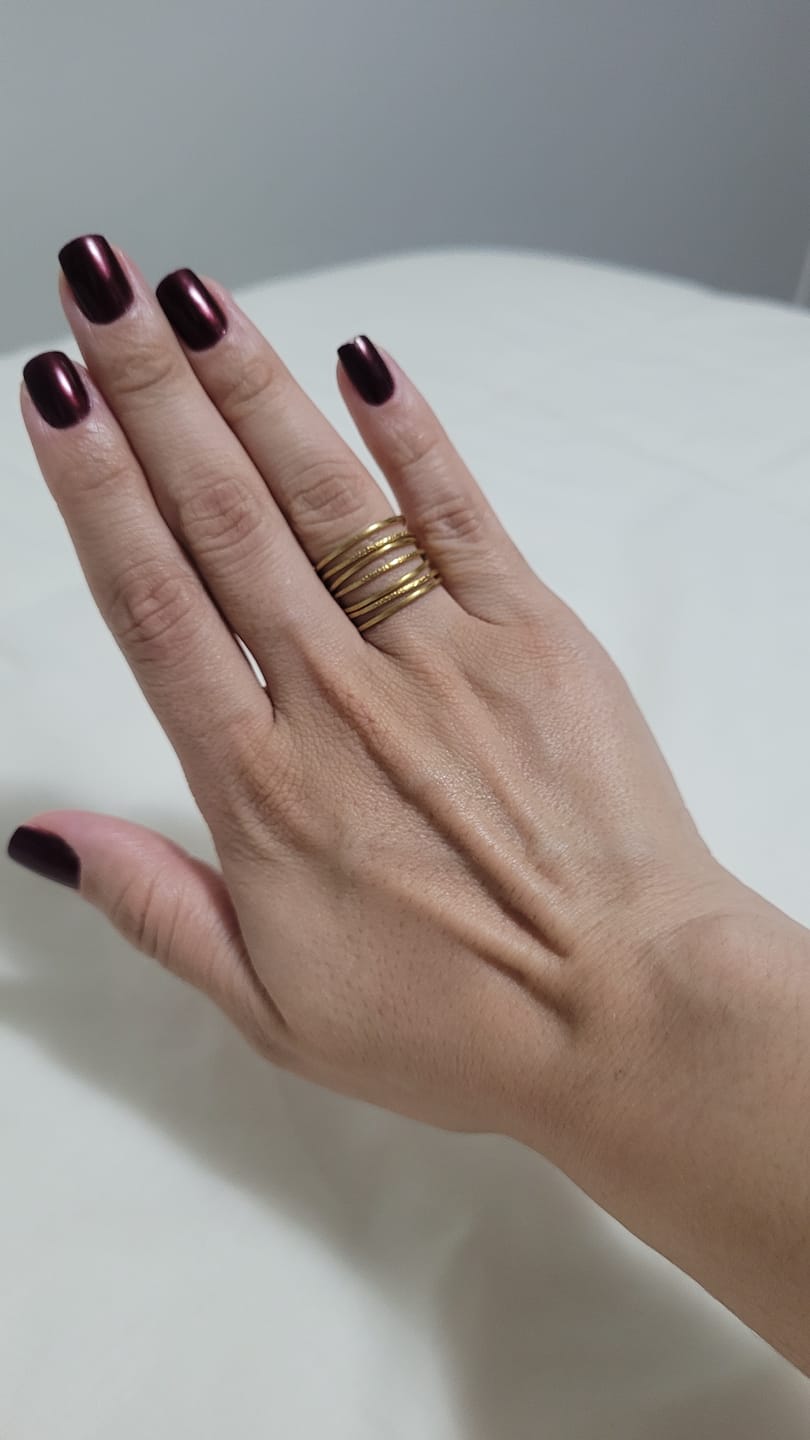 Customer photo review of Anel Tramas Ajustável Banhado em Ouro 18K