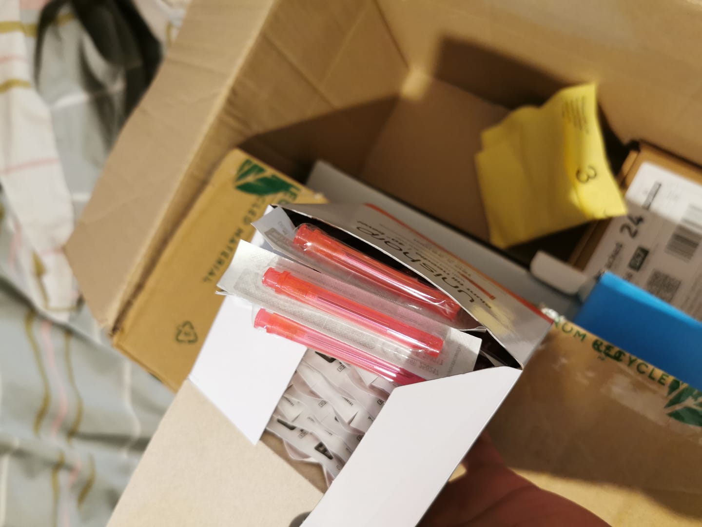 Customer photo review of Unisharp 18G 1½ inch (38mm) Blunt Needle - Box of 100