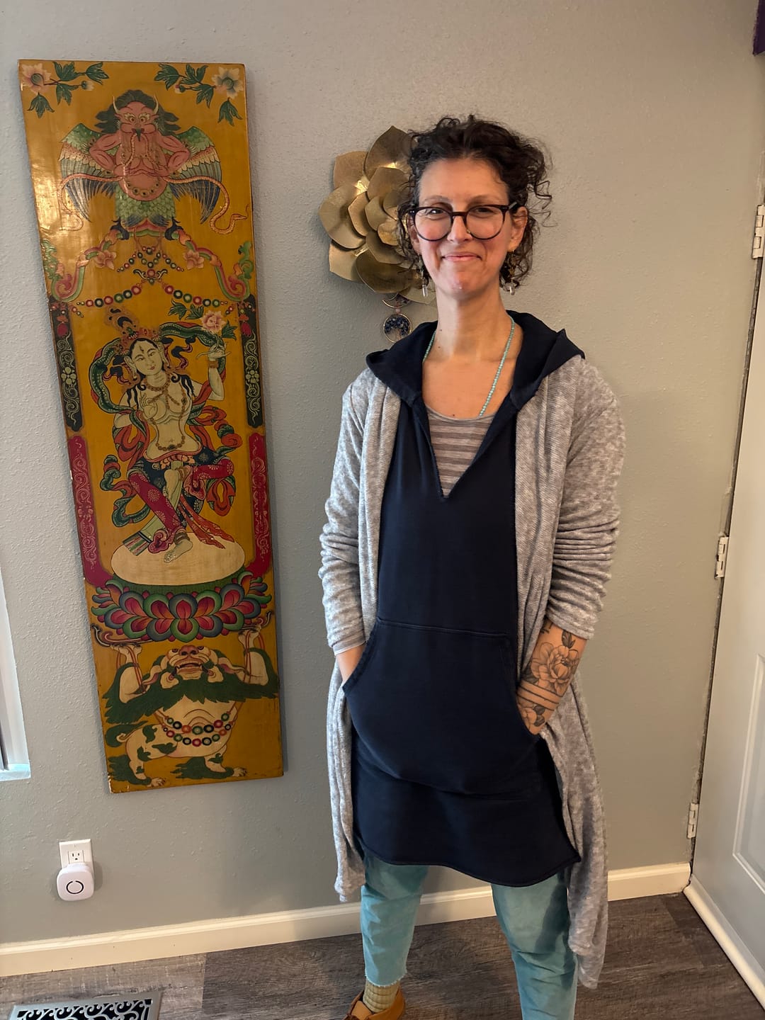 Customer photo review of Hooded Sweater Amita Light Grey