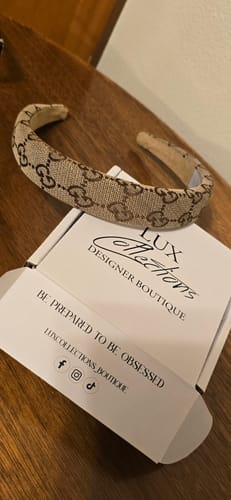 Customer photo review of Gorgeous Headband