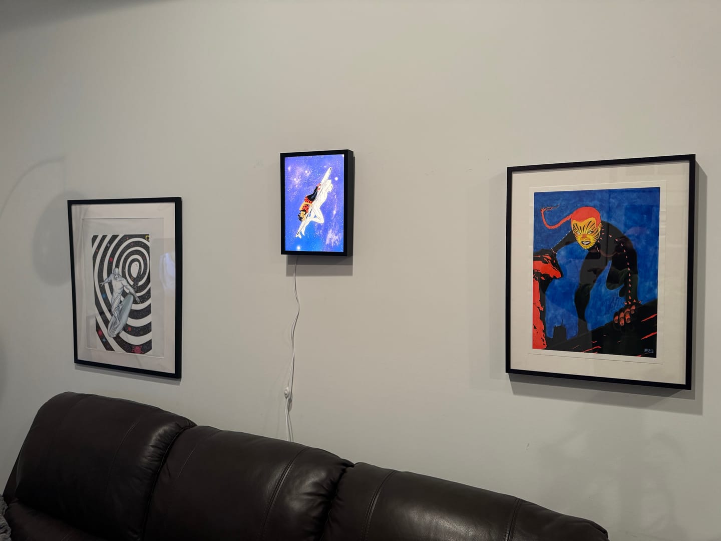 Customer photo review of Custom LED Light Painting | Anime & Art Gifts Photo Frames Wall Art