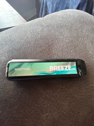 Customer photo review of Breeze Pro Disposable Vape