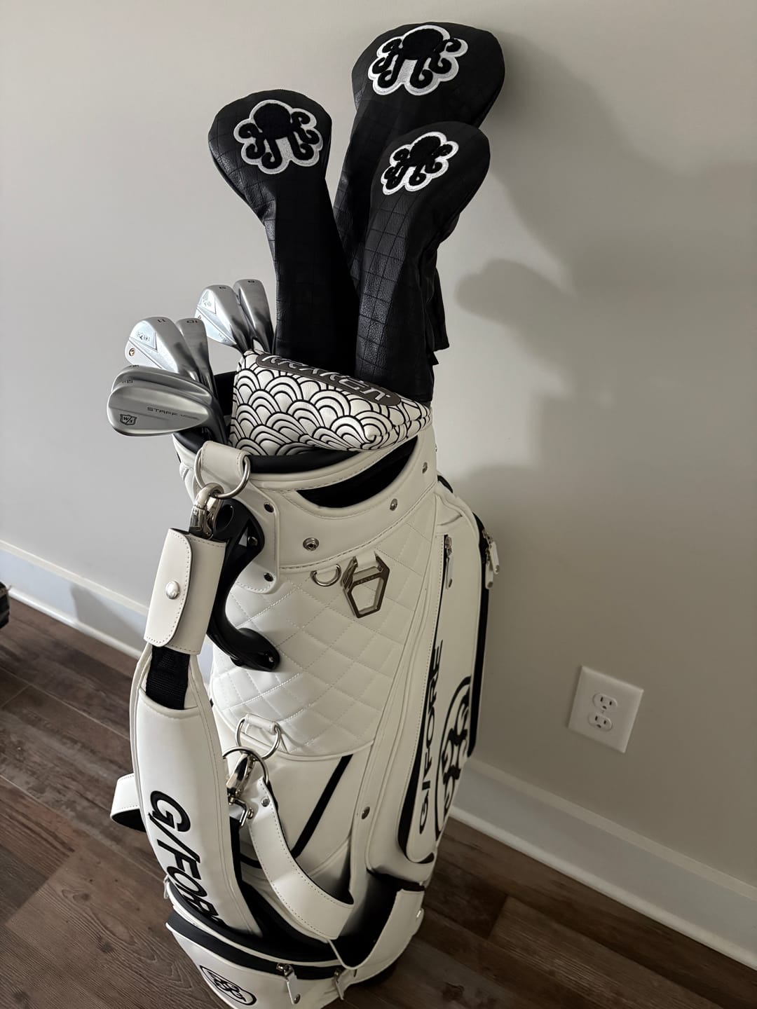 Customer photo review of 🖤 The Midnight Wood Set