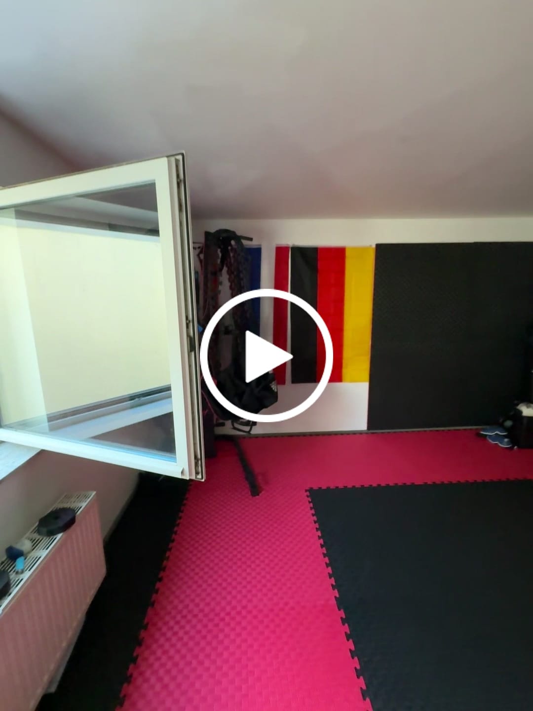 Customer video review of Puzzle Matte | 100cm x 100cm | Just-Mats