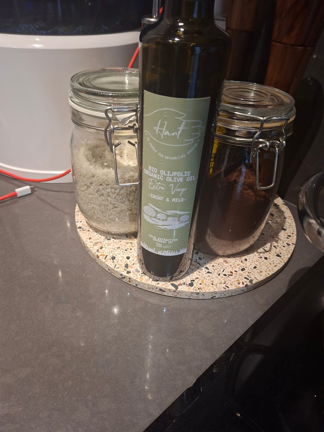 Customer photo review of BIO - Extra Vierge Olijfolie - Zacht & Mild - 100% EU EVOO - 500mL