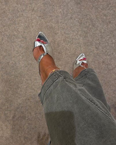 Customer photo review of Kelis Sandal Silver Metallic Leather