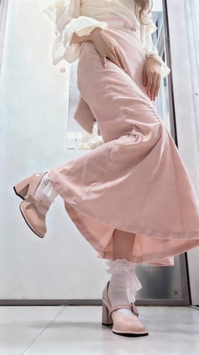 Customer photo review of Encounter Romance ~ Thick Heel Mary Jane Shoes Women's New Round Toe Bow High Heels