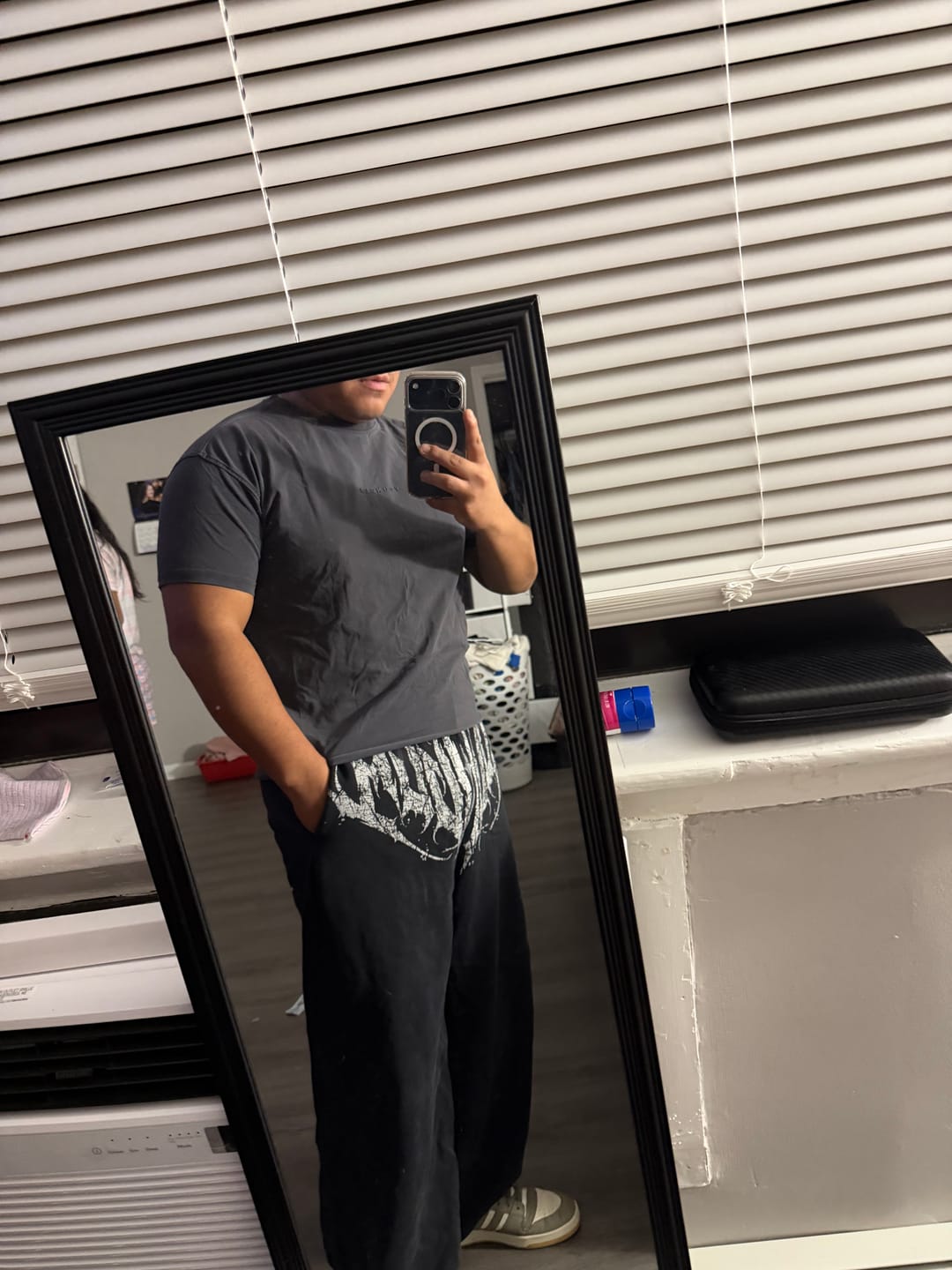 Customer photo review of 4097 - Cropped Tailored Tees