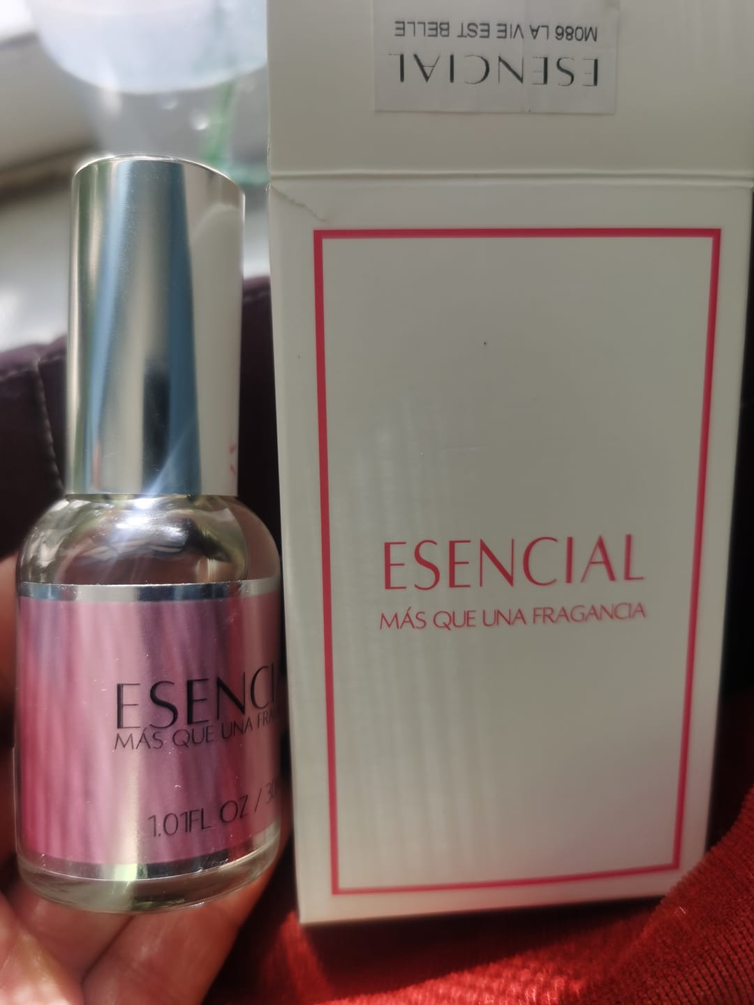 Customer photo review of M086 Inspirado en: La Vie Est Belle - Lancome