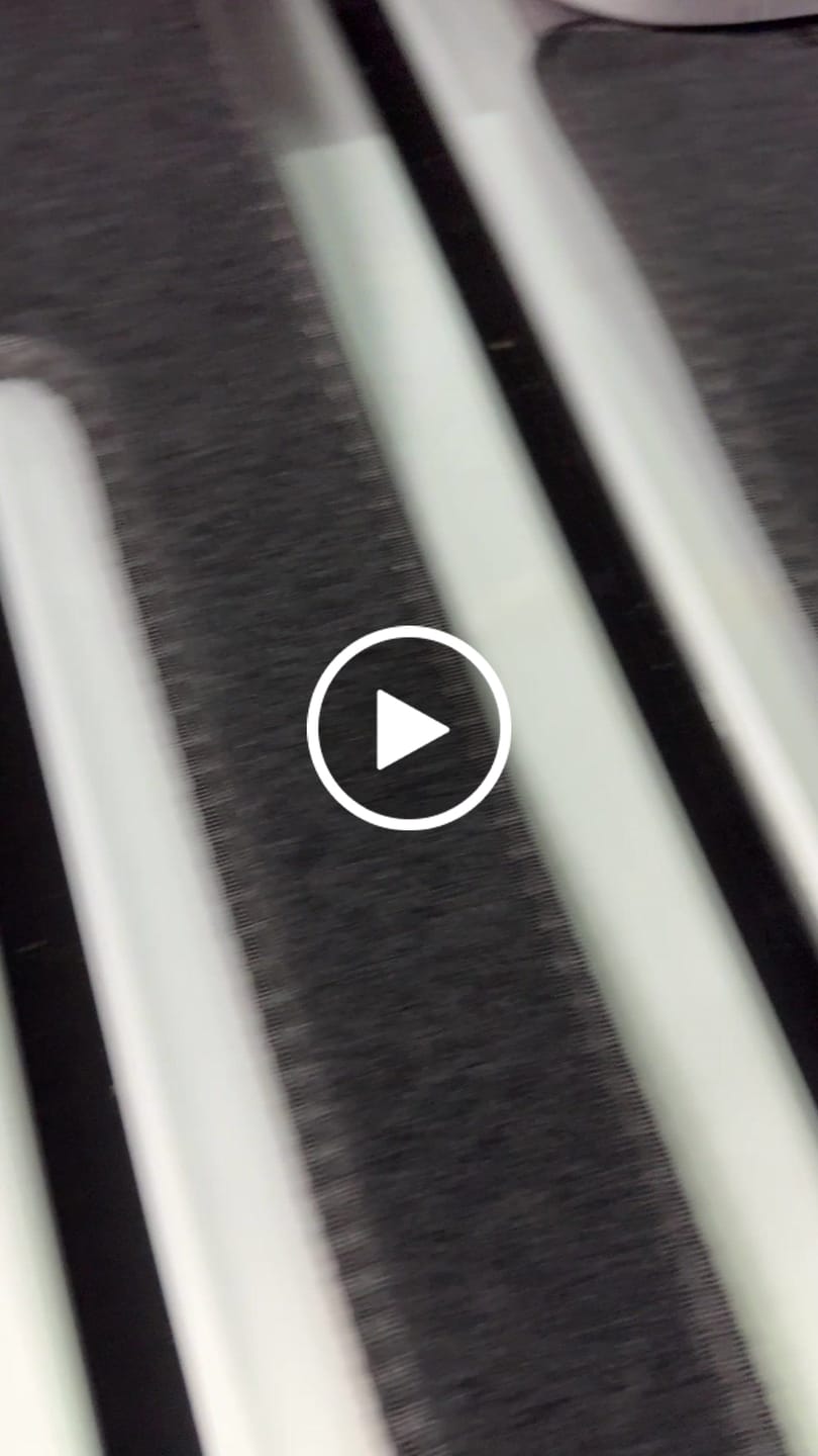 Customer video review of VW T7 Multivan + California Nutenstein Fitting M8 Befestigung Schienensystem