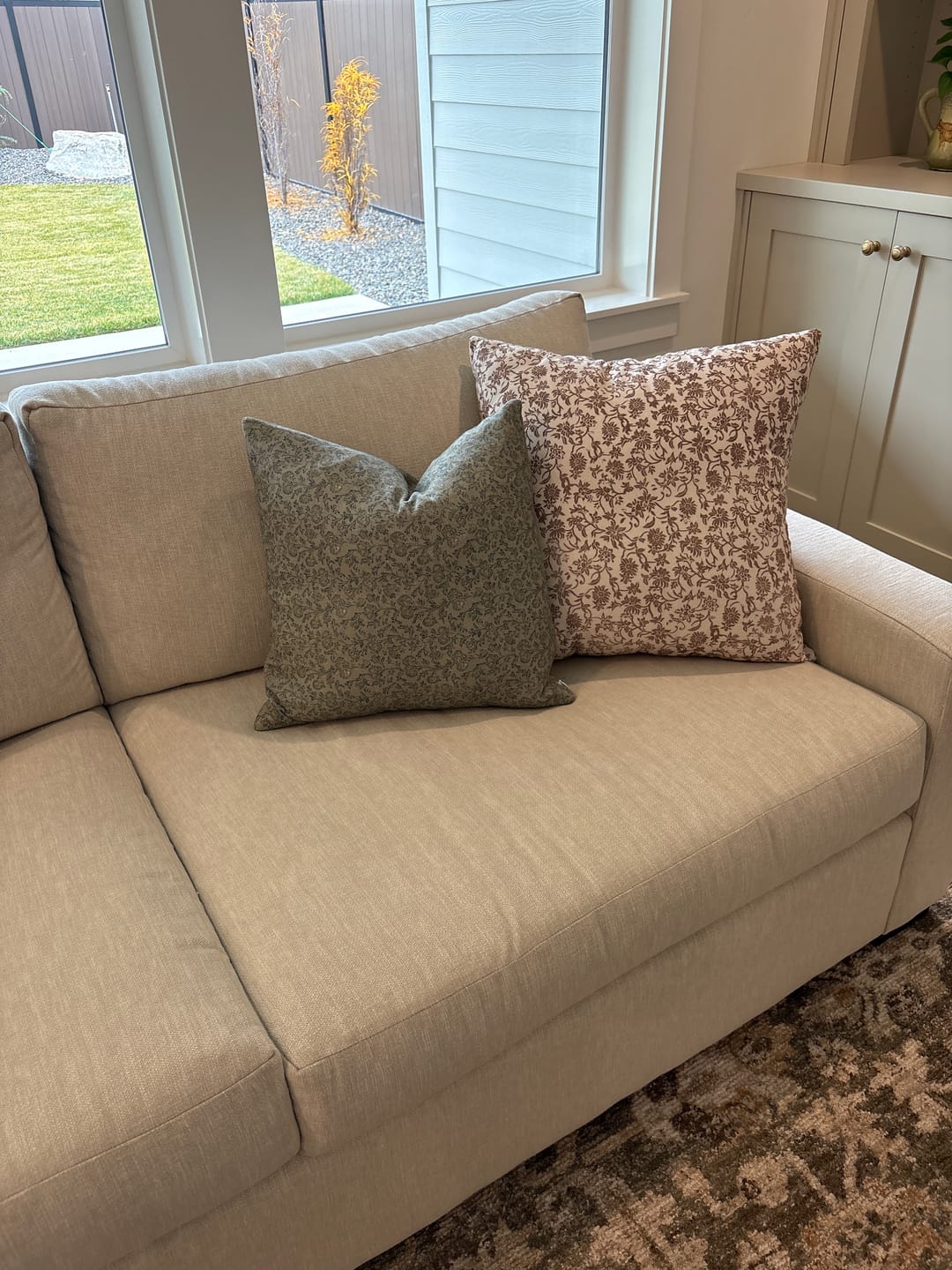Customer photo review of Leighton in Green - 18" | 22" | 26"