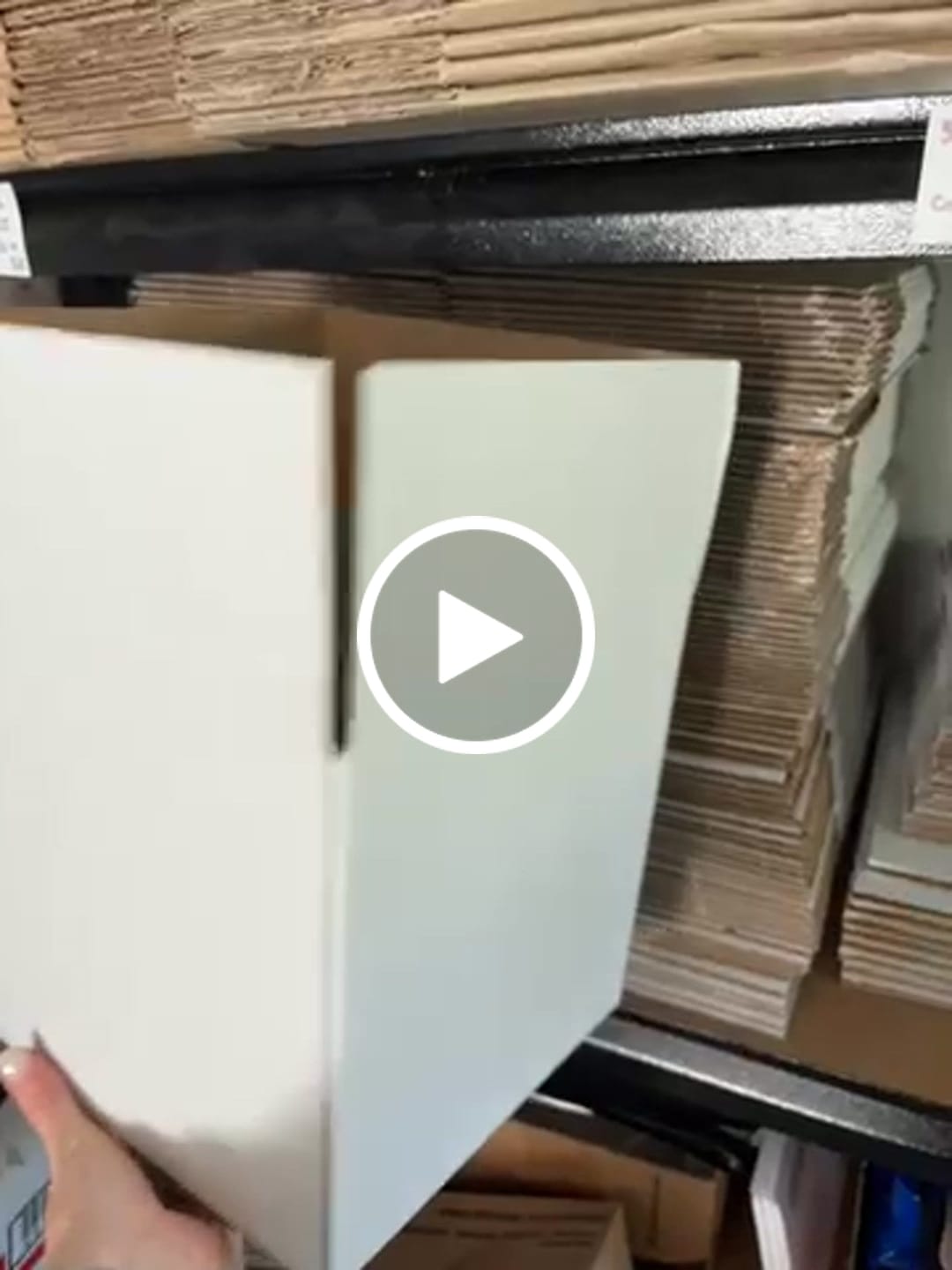 Customer video review of 200 x 200 x 200mm Regular Slotted Mailing Box White B7