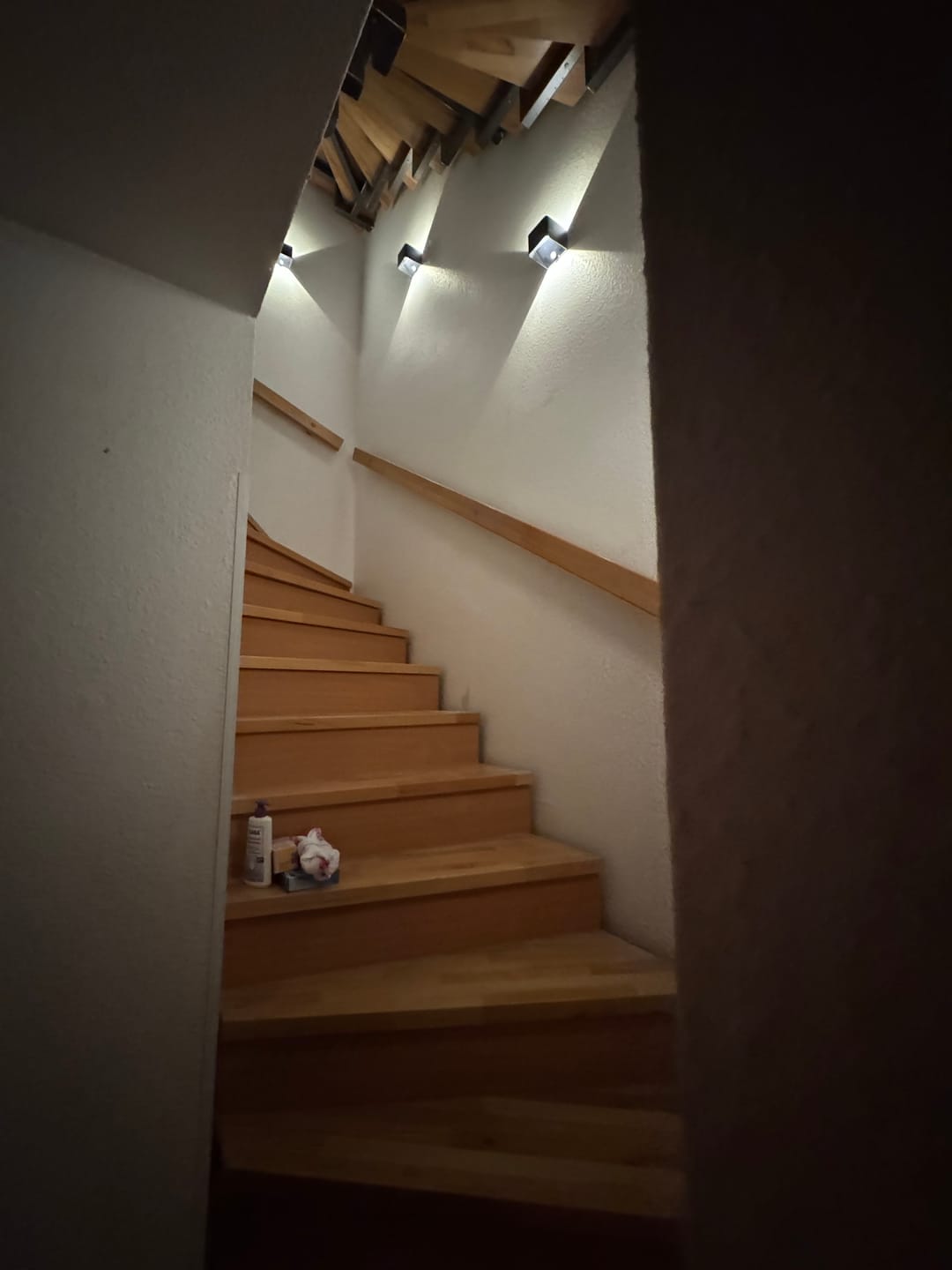 Customer photo review of CUBE™ Wall lamp | Rechareable