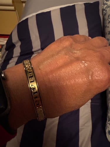 Customer photo review of 8mm Kamea Heirloom Enamel Border Bangle