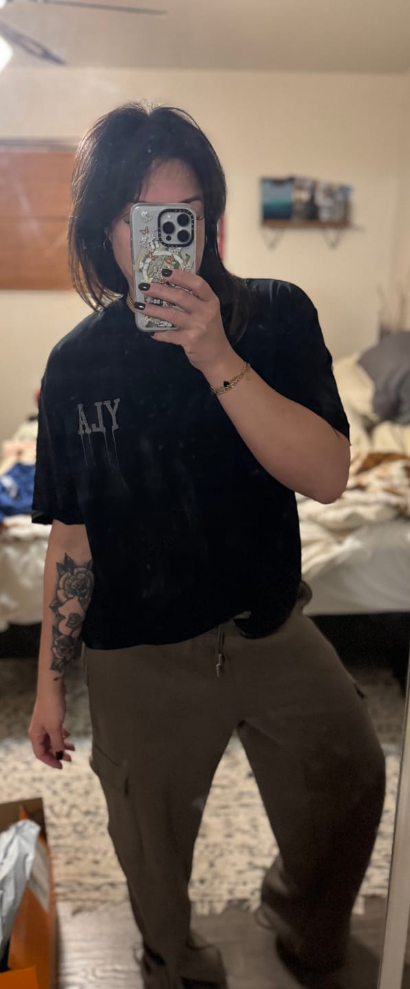 Customer photo review of W428 - Drip Oversized Tee