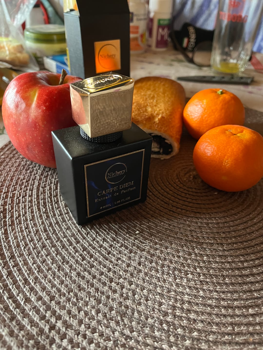 Customer photo review of Nichery Carpe Diem Extrait de Parfum - Férfi 50ml