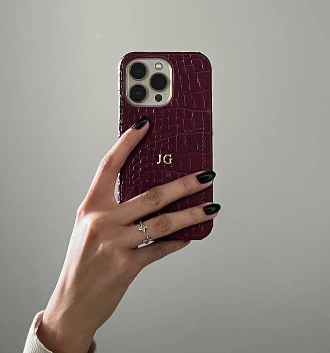 Customer photo review of Croc Cardholder Phone Case