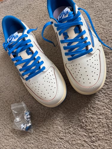 Customer photo review of Travis Scott AJ1 Retro Low OG x Fragment ‘Sail Military Blue’