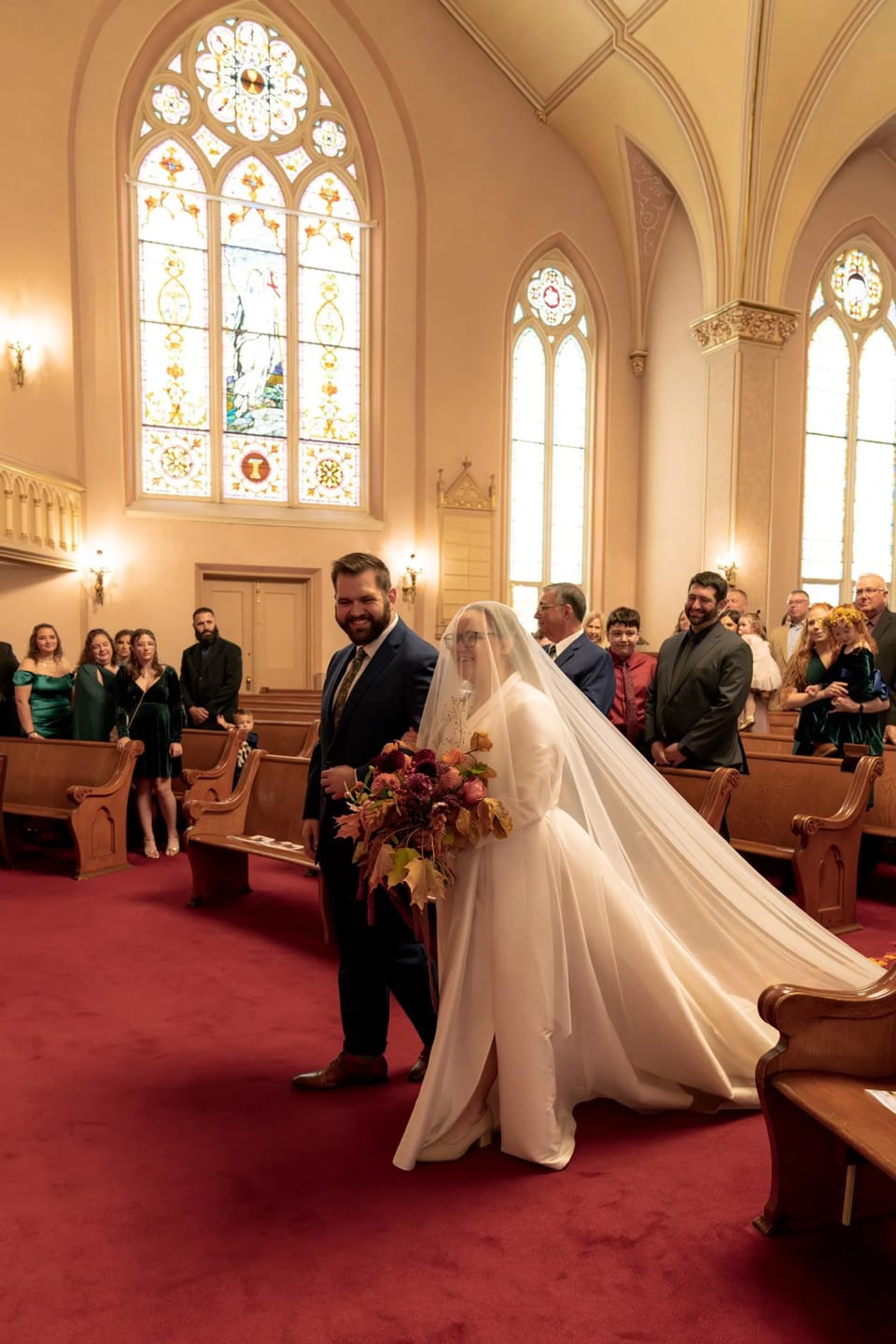 Customer photo review of Simple Raw Edge Drop Veil with Blusher: Fingertip, Chapel & Cathedral - GABRIELLA