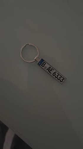 Customer photo review of Kennzeichen Schlüsselanhänger Mini Nummernschild Metall
