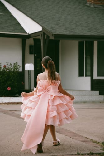 Customer photo review of Girls Pink Birthday Ball Princess Dress Flower Girl Wedding Dress