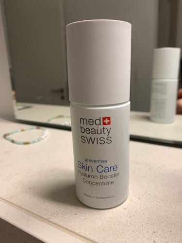 Customer photo review of Preventive Skin Care Hyaluron Booster
