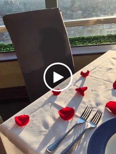 Customer video review of Menú Aniversario Buen Mes